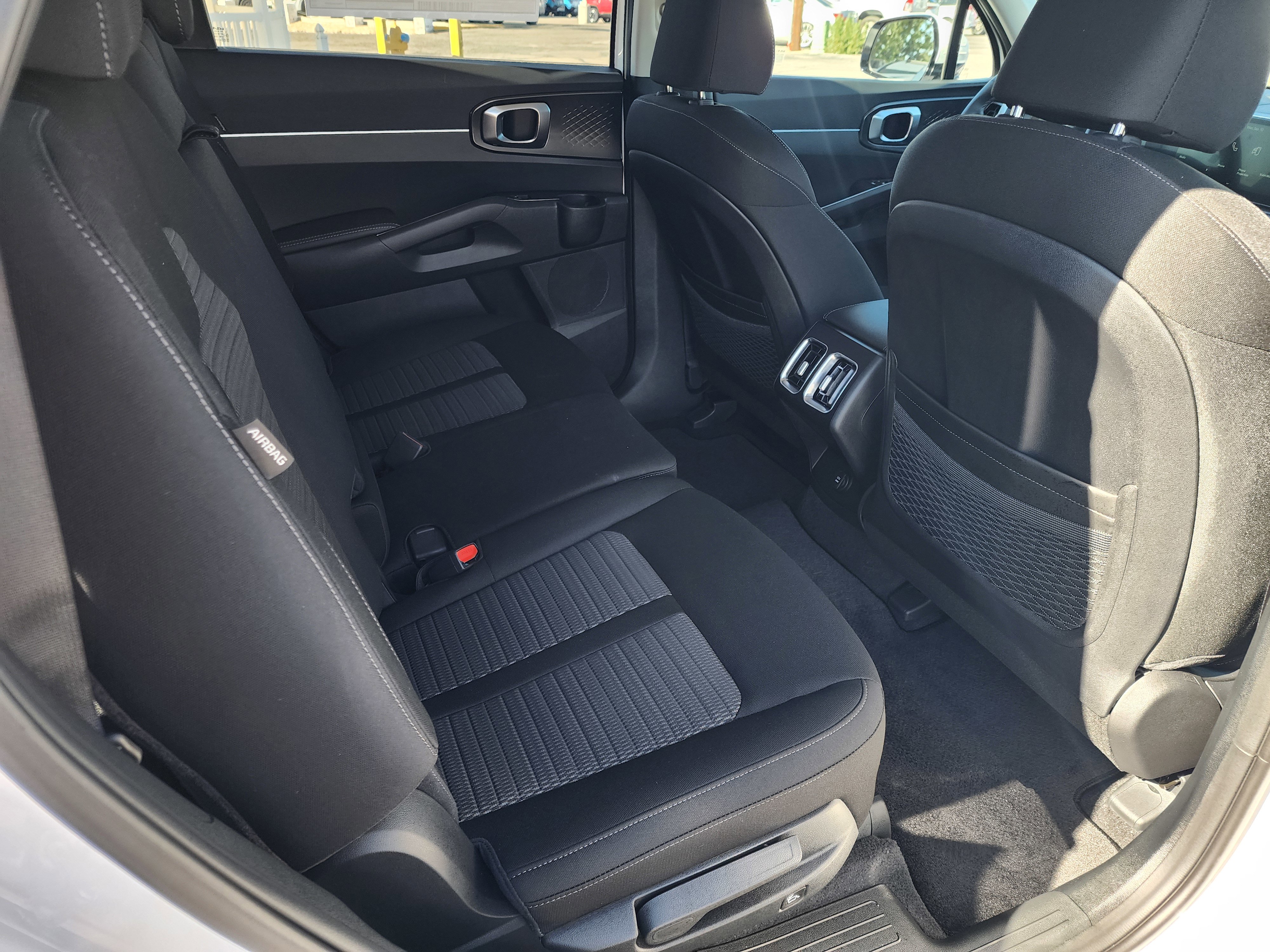 New 2026 Kia Sorento LX image 10