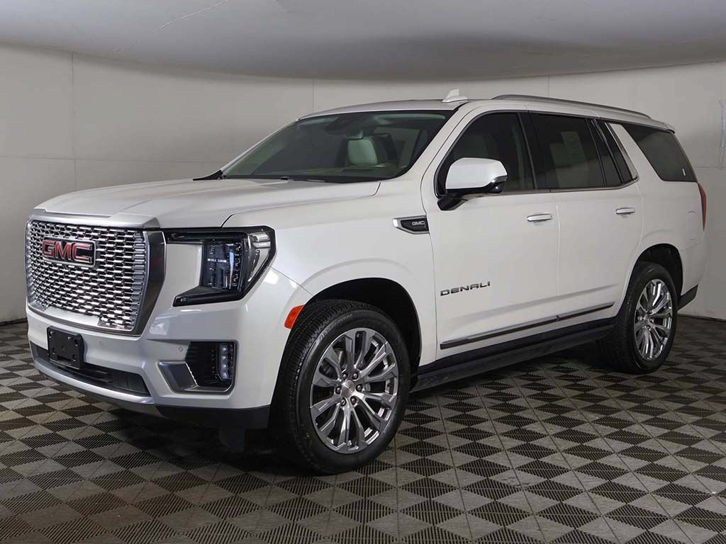 Used 2024 GMC Yukon Denali AWD/4WD image 14