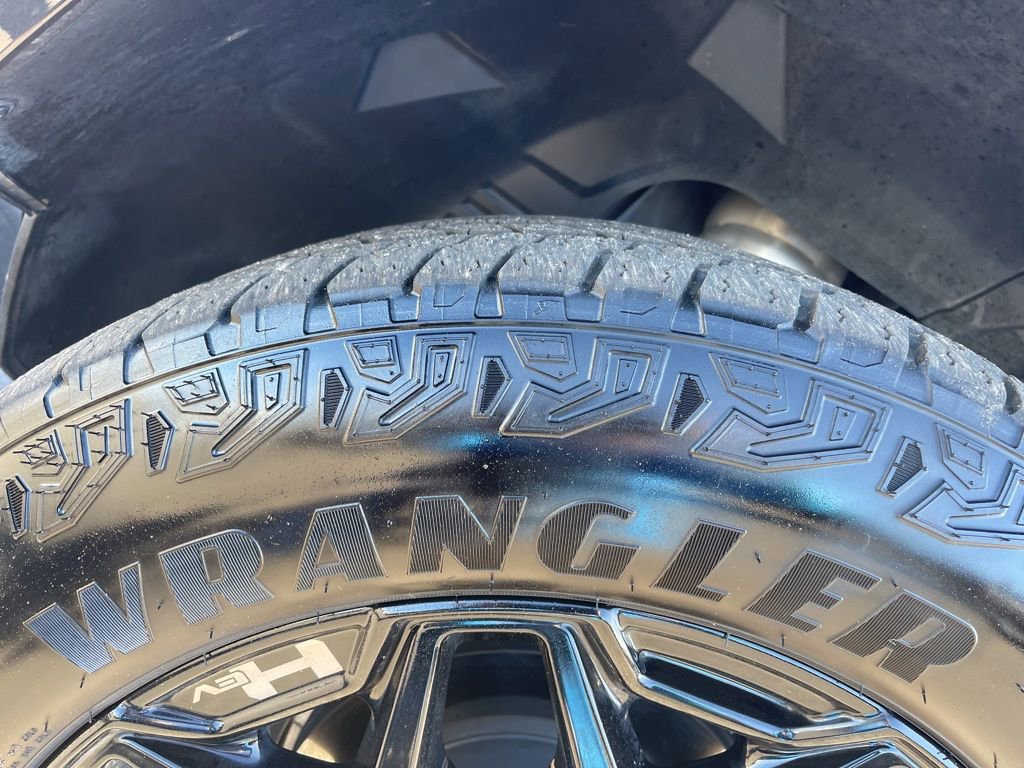 Used 2024 GMC Hummer EV 2X image 41