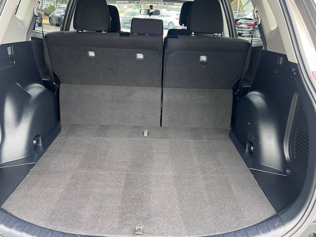 Used 2015 Toyota RAV4 XLE AWD/4WD image 30
