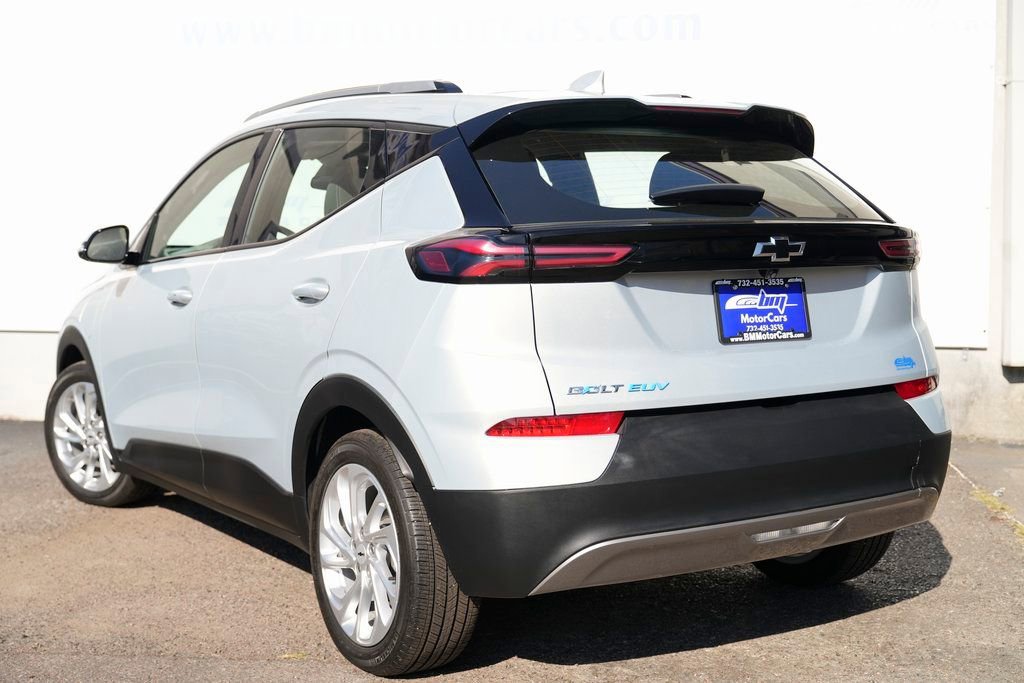 Used 2022 Chevrolet Bolt EUV LT image 4