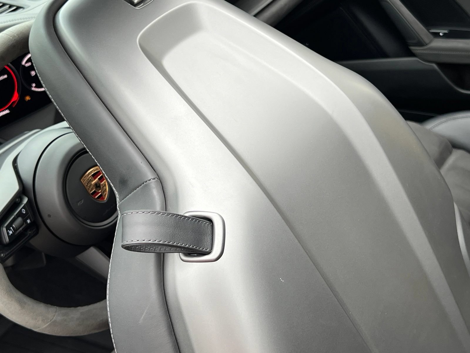 Certified 2024 Porsche 911 Targa 4 GTS AWD/4WD image 30