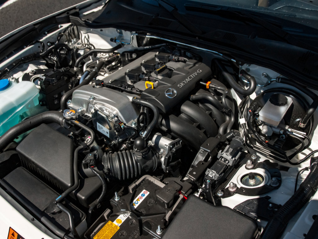 New 2026 MAZDA MX-5 Miata RF Grand Touring w/ Weather Package RWD image 23