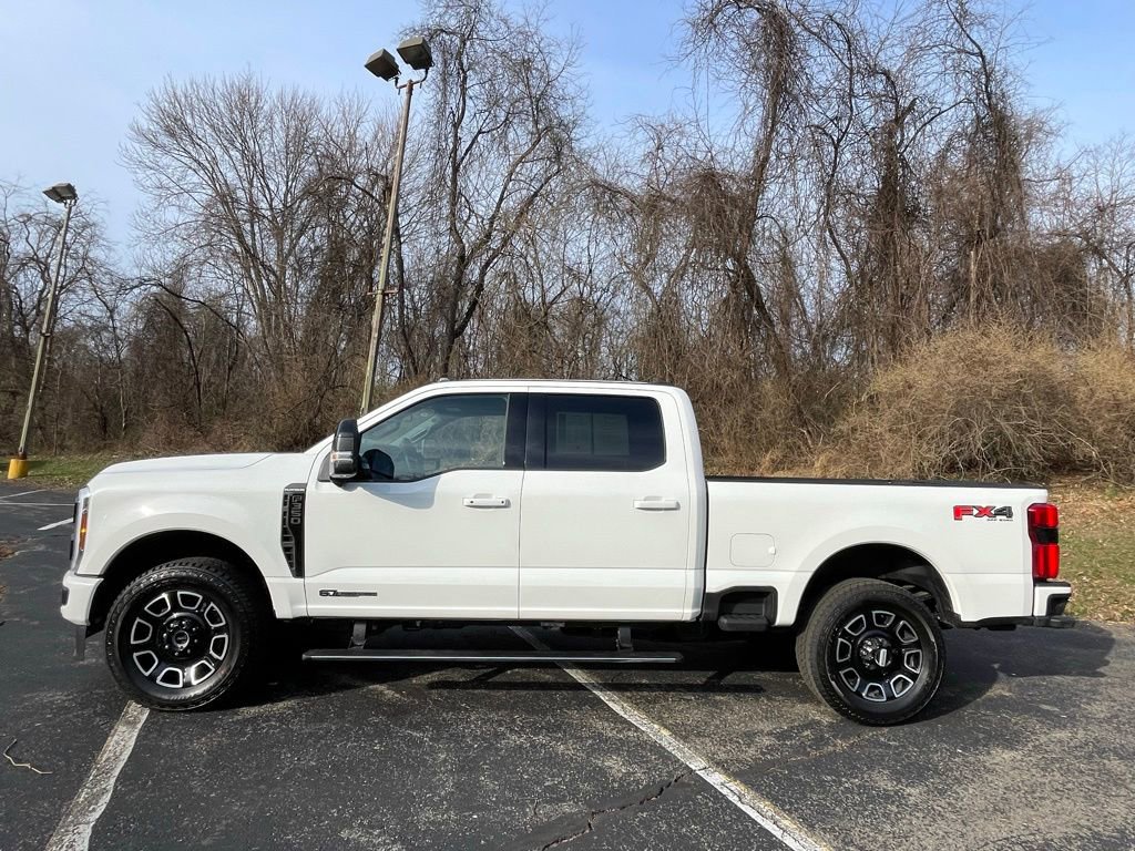 Used 2026 Ford F350 Platinum w/ FX4 Off-Road Package image 6