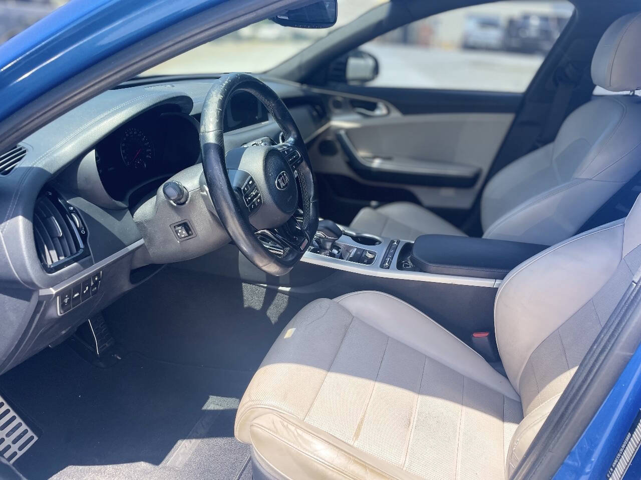 Used 2018 Kia Stinger GT2 AWD/4WD image 15