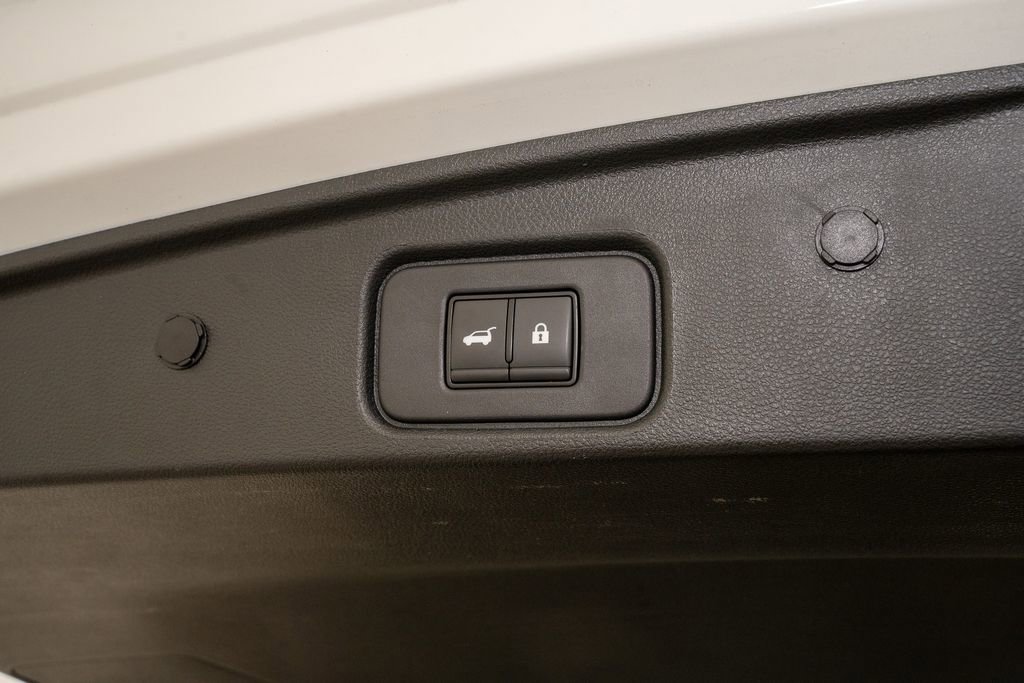 Certified 2023 Nissan Pathfinder SL image 7