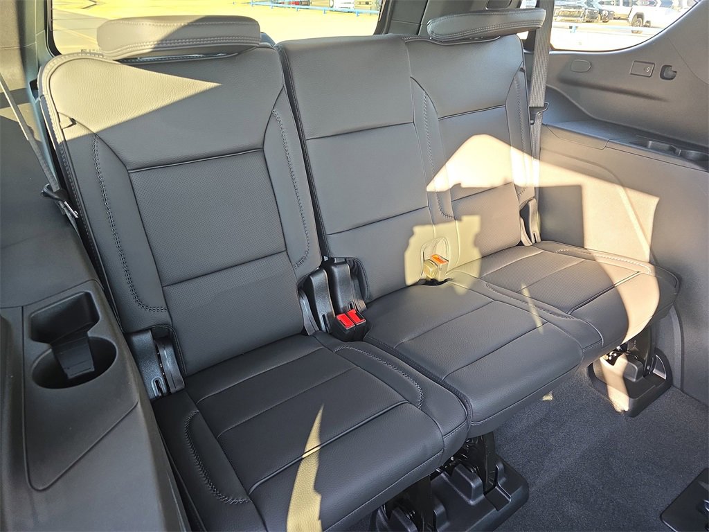 New 2026 GMC Yukon Denali w/ Sun & Power Step Package image 12