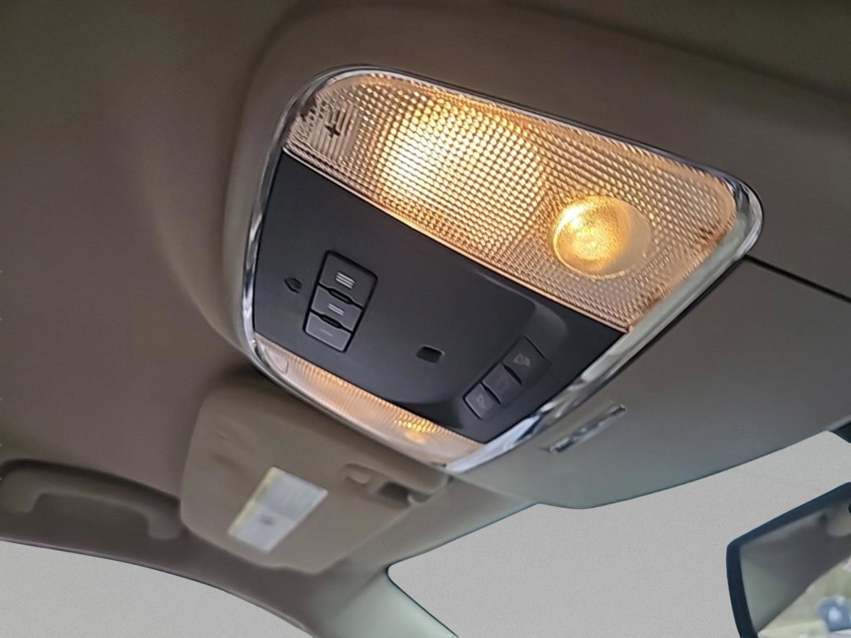 Used 2015 Jeep Grand Cherokee Limited image 39