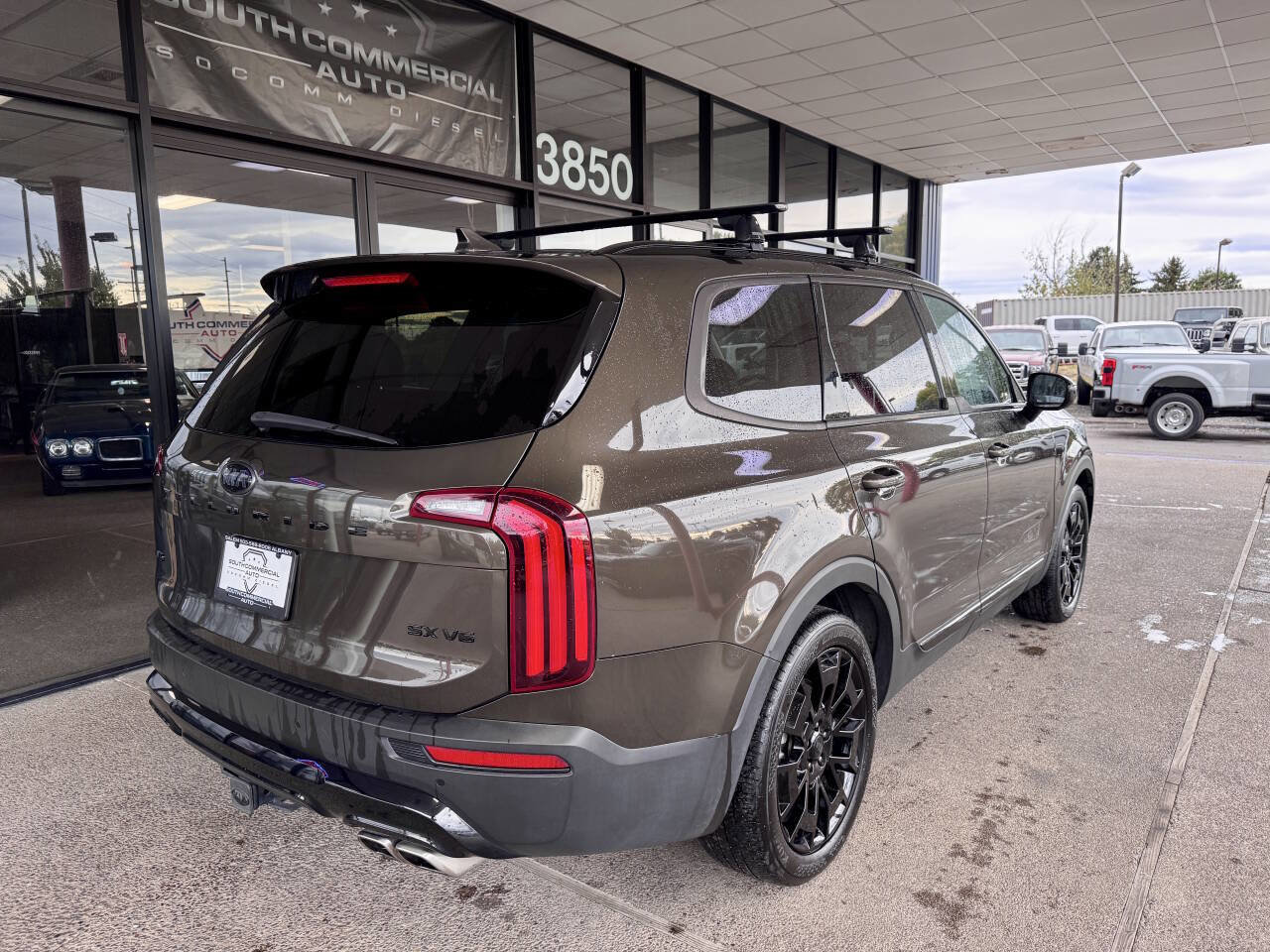 Used 2021 Kia Telluride SX w/ SX Prestige Package image 14