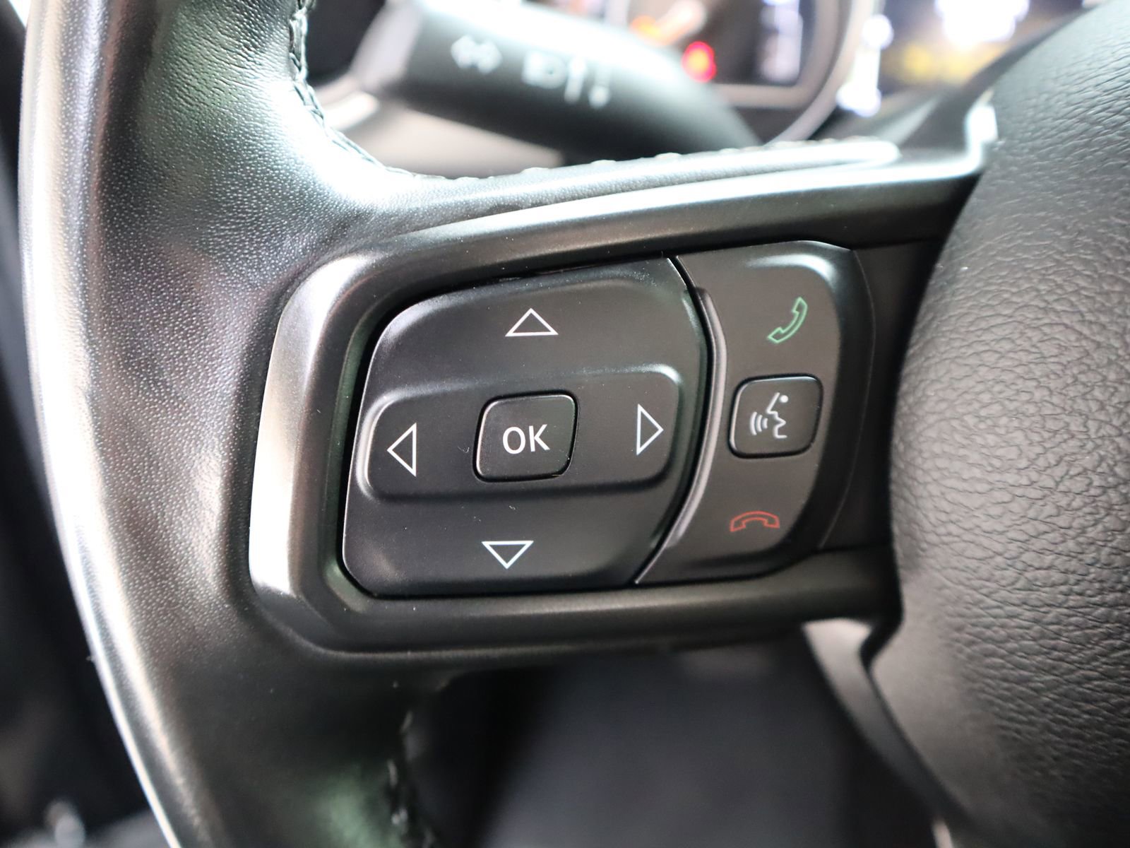 Used 2021 Jeep Gladiator Sport image 33