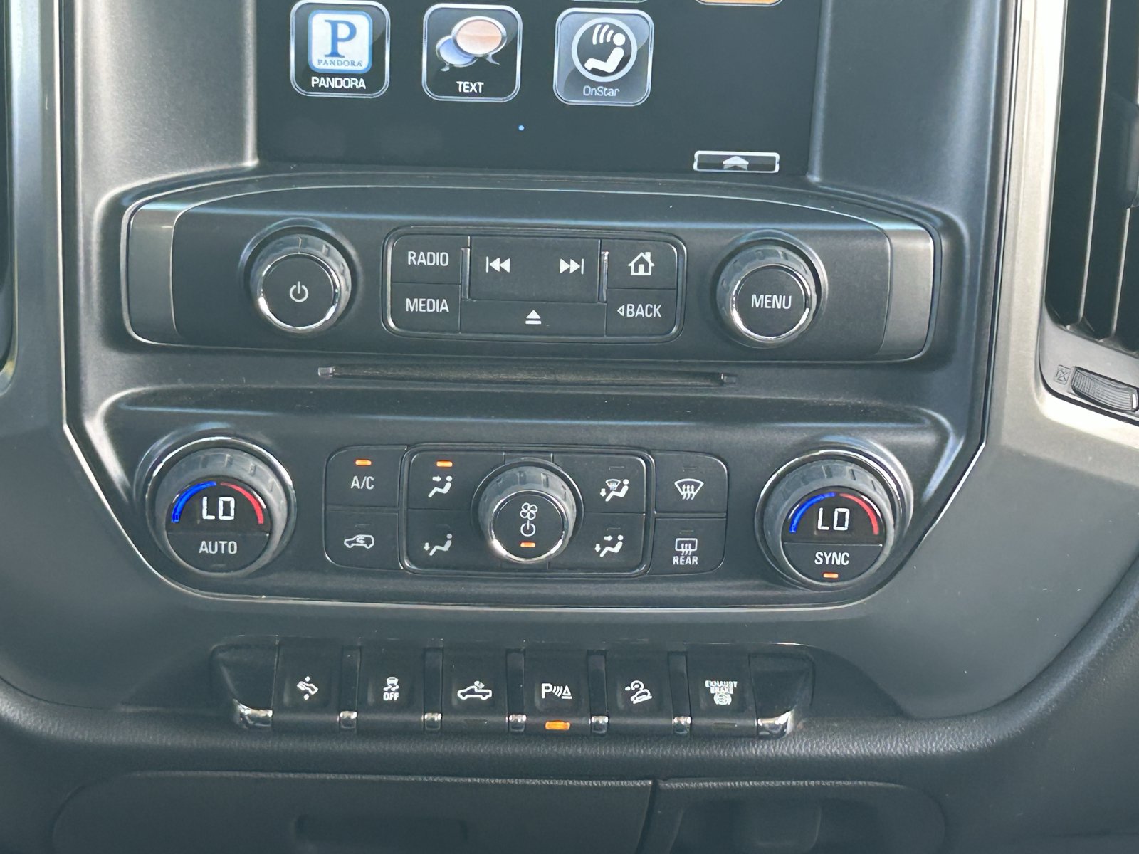 Used 2016 Chevrolet Silverado 3500 LT w/ LT Convenience Package AWD/4WD image 19