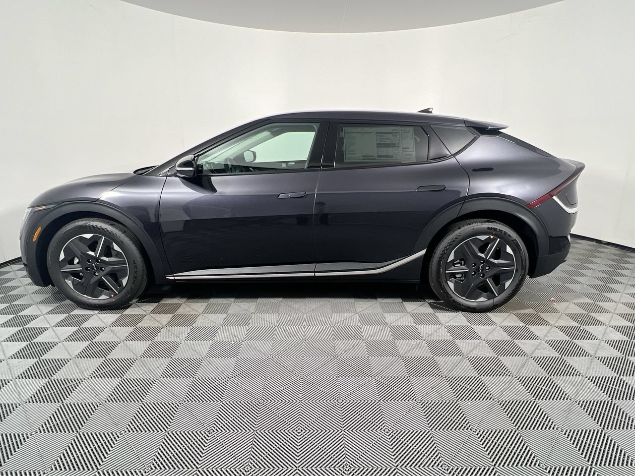 New 2026 Kia EV6 Light RWD image 8