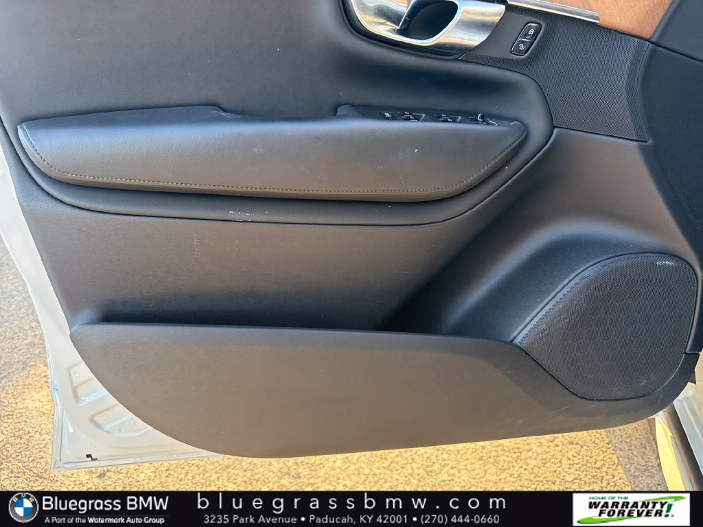 Used 2024 Volvo XC90 B5 Plus AWD/4WD image 10