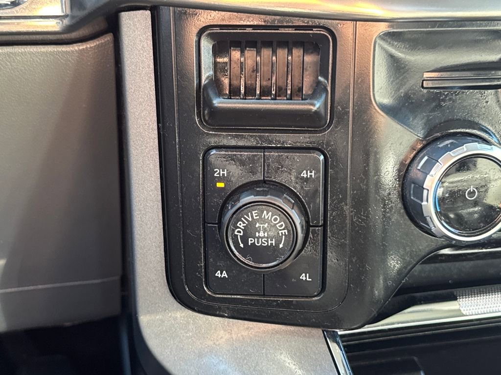 Used 2023 Ford F150 Lariat w/ FX4 Off-Road Package image 27