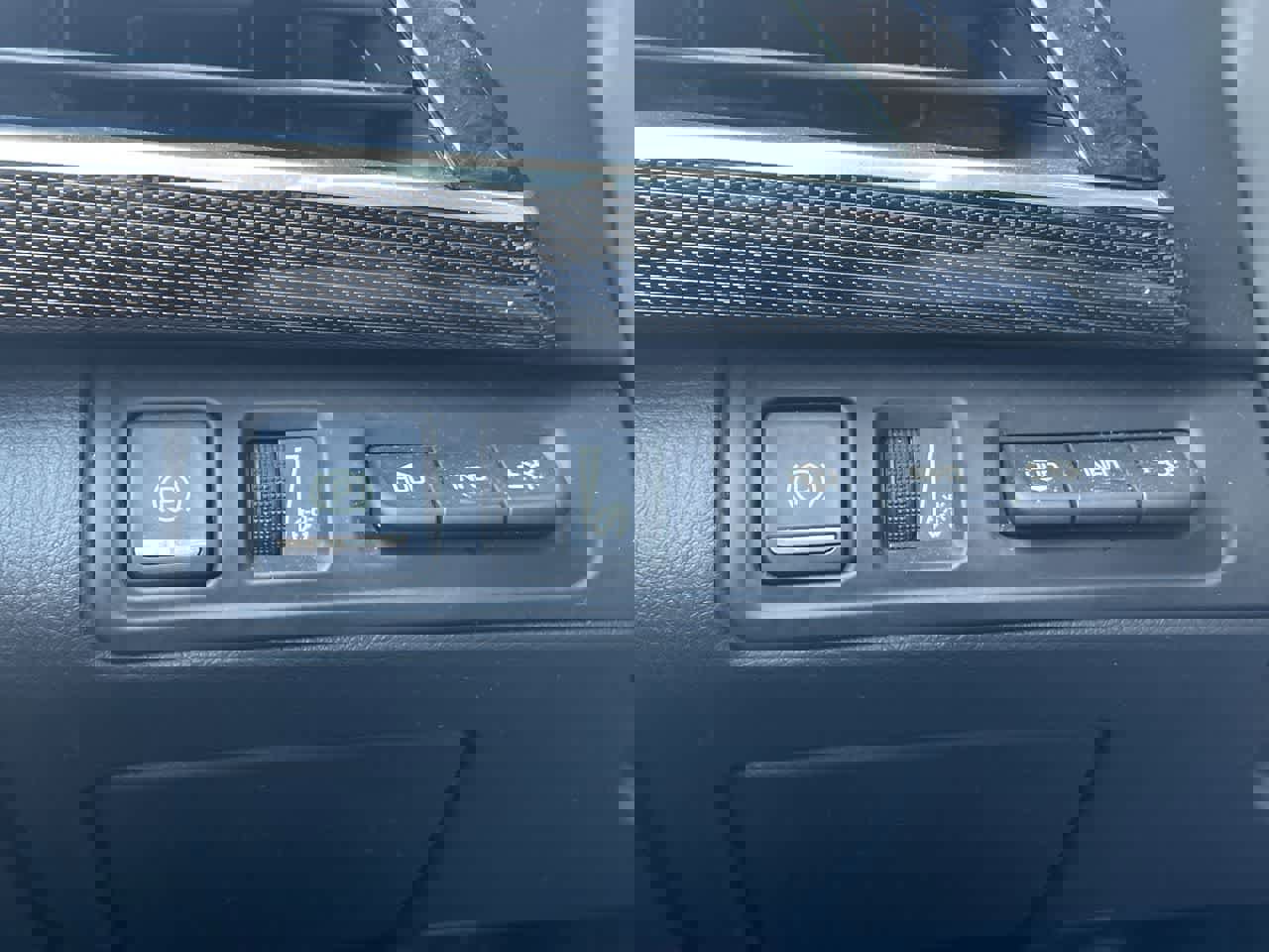 Used 2017 Cadillac CT6 Premium Luxury w/ Comfort Package image 30