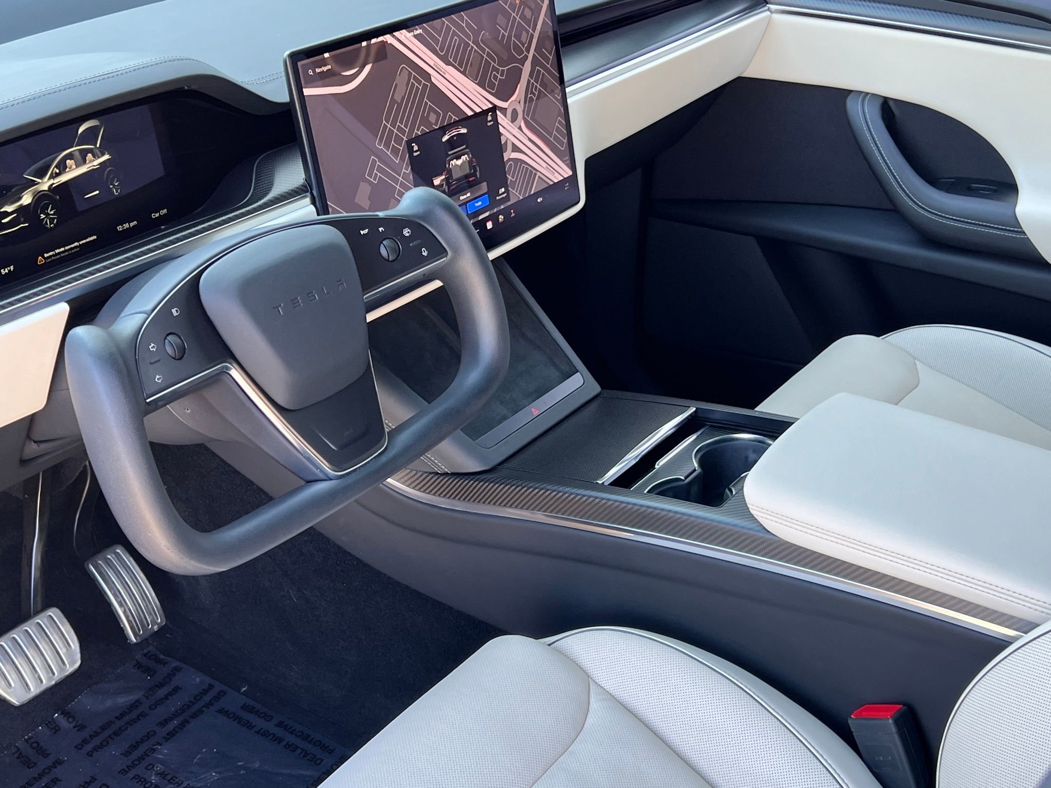 Used 2022 Tesla Model X Plaid AWD/4WD image 2