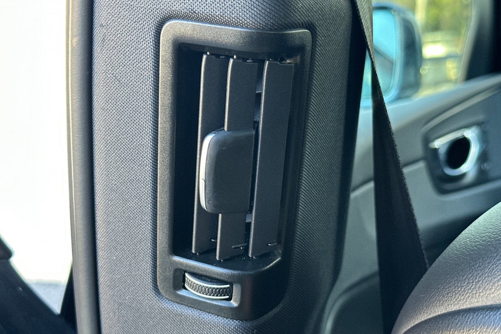 Certified 2023 Volvo XC60 B5 Core w/ Climate Package image 15