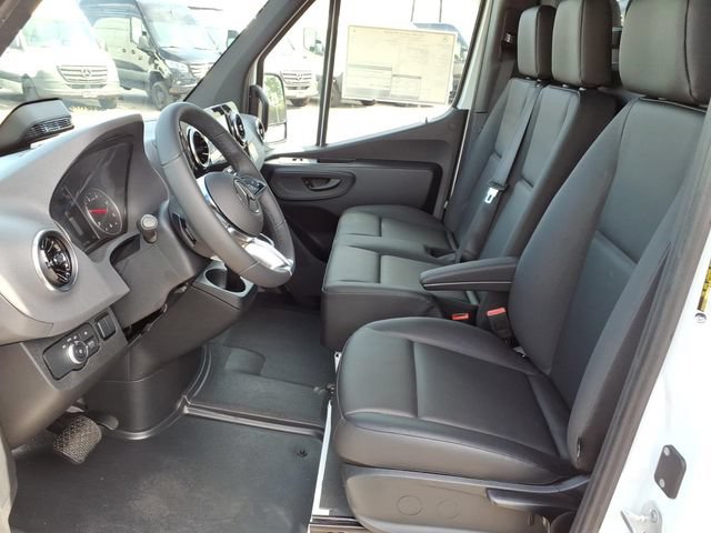 New 2026 Mercedes-Benz Sprinter 2500 image 15
