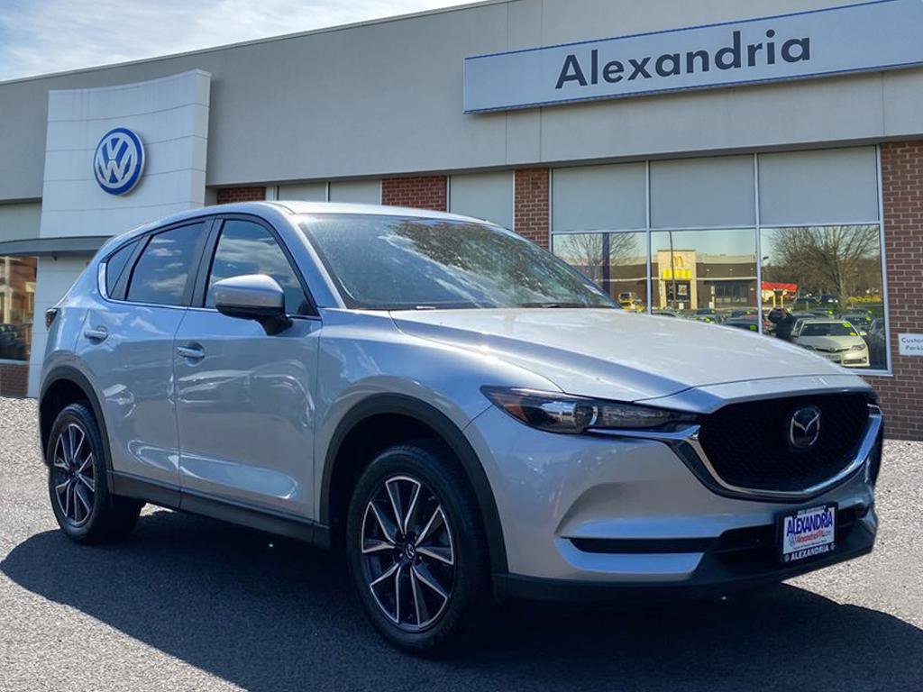 Used 2018 MAZDA CX-5 Touring w/ Preferred Equipment Package AWD/4WD image 1