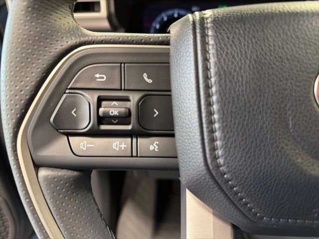 Used 2025 Toyota 4Runner TRD Off-Road Premium image 17