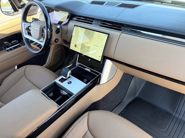 New 2026 Land Rover Range Rover SE AWD/4WD image 11
