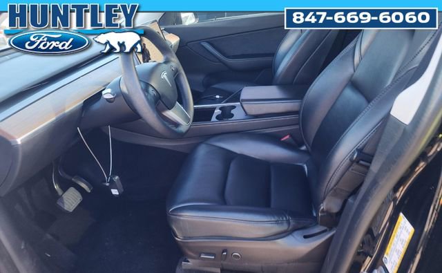 Used 2022 Tesla Model Y Long Range image 6