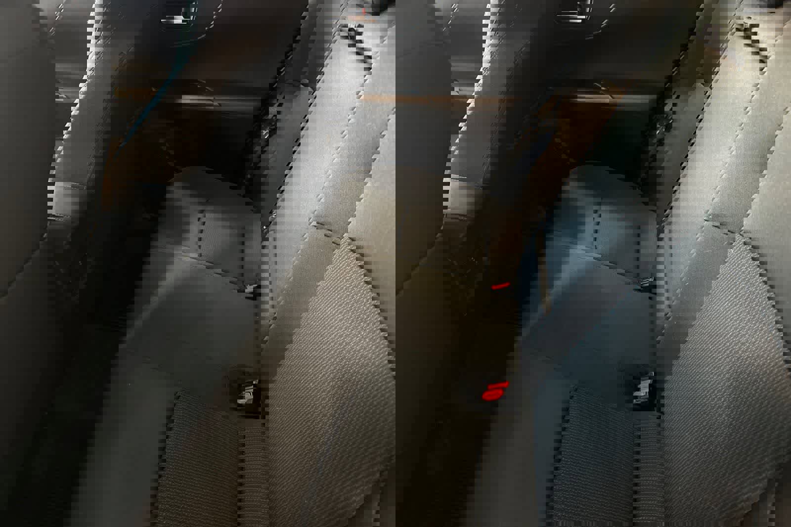 Used 2024 Toyota Venza LE image 5