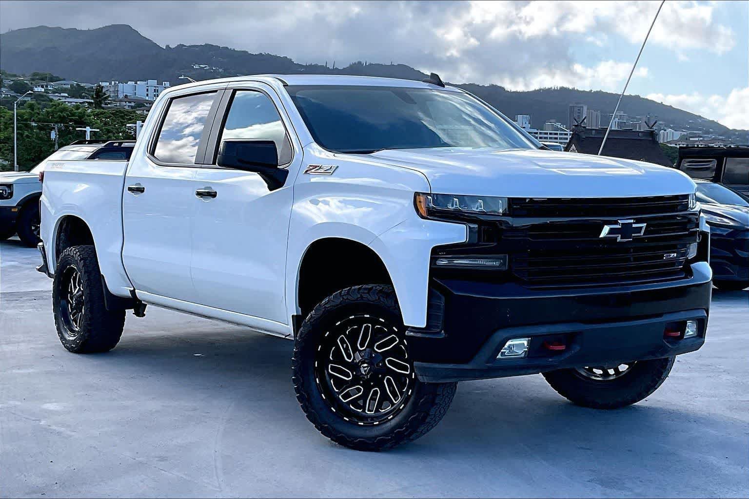 Used 2020 Chevrolet Silverado 1500 LT Trail Boss AWD/4WD image 21