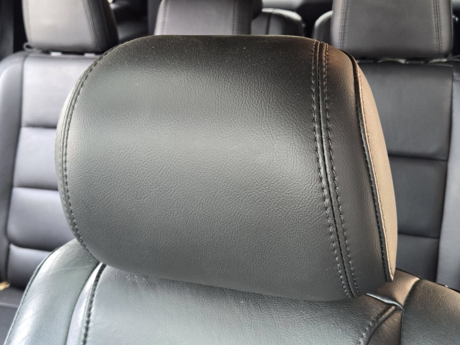 Used 2015 Ford Explorer Limited FWD image 23