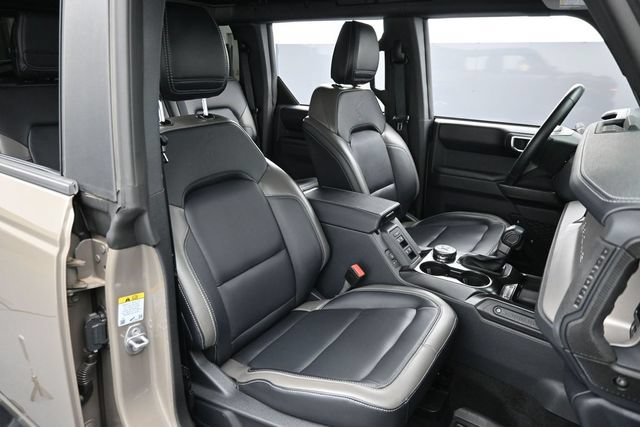 Certified 2025 Ford Bronco Outer Banks AWD/4WD image 33