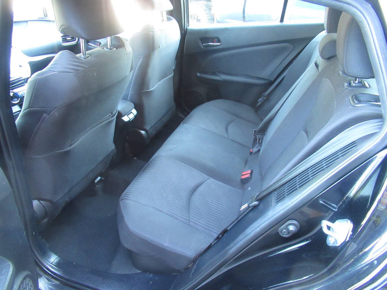 Used 2021 Toyota Prius Prime LE FWD image 15