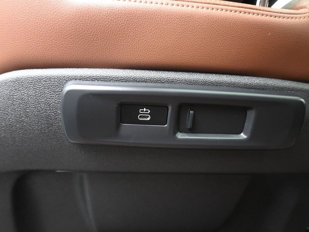 Used 2019 BMW X5 xDrive40i w/ Convenience Package image 39