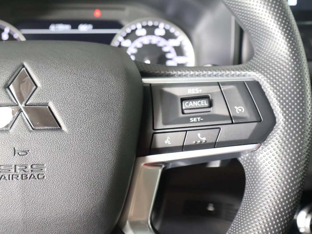 New 2026 Mitsubishi Outlander ES AWD/4WD image 39