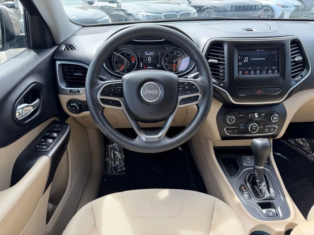 Used 2019 Jeep Cherokee Latitude w/ Popular Appearance Group image 25