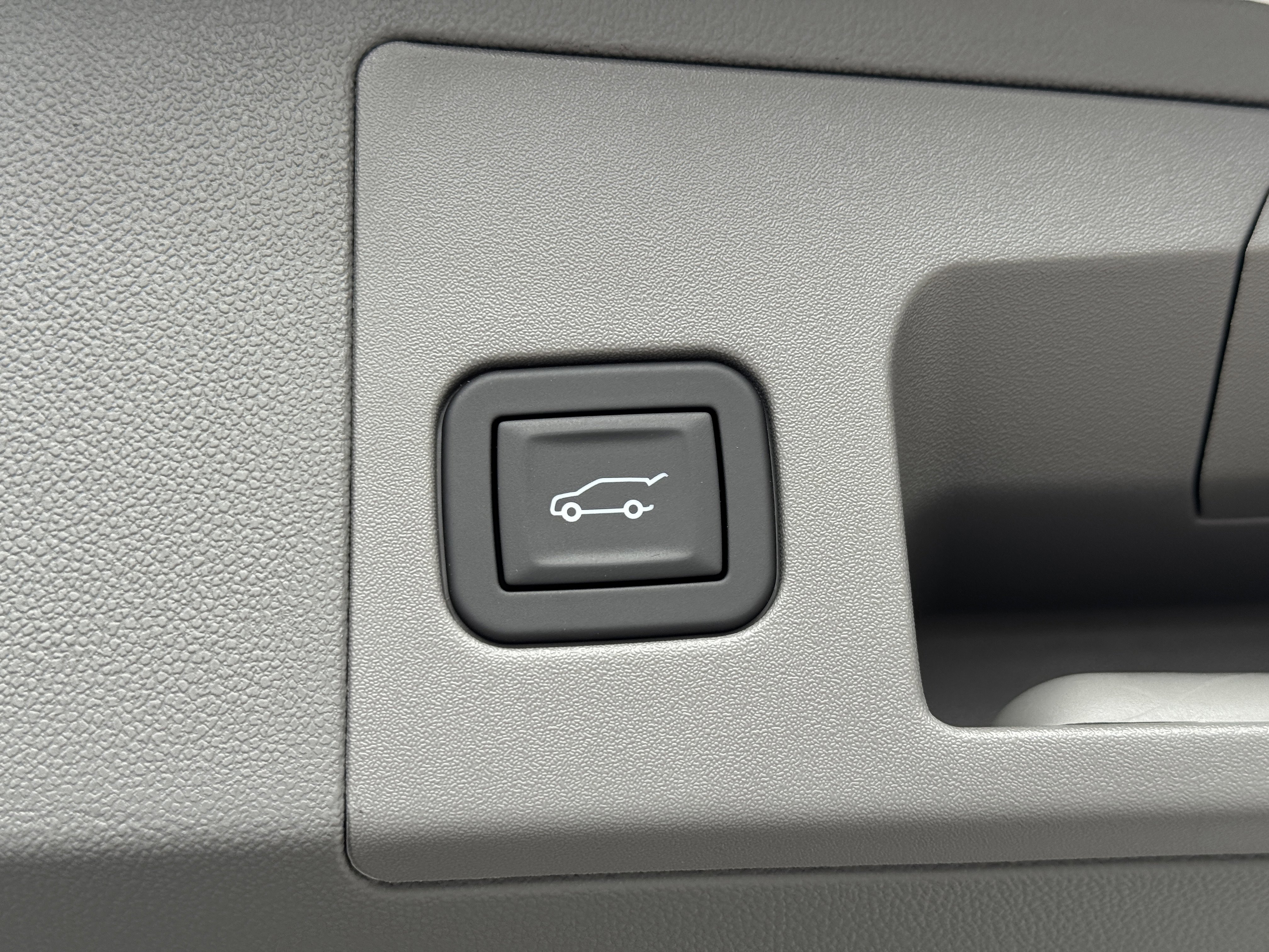 New 2025 Cadillac XT5 Premium Luxury image 12