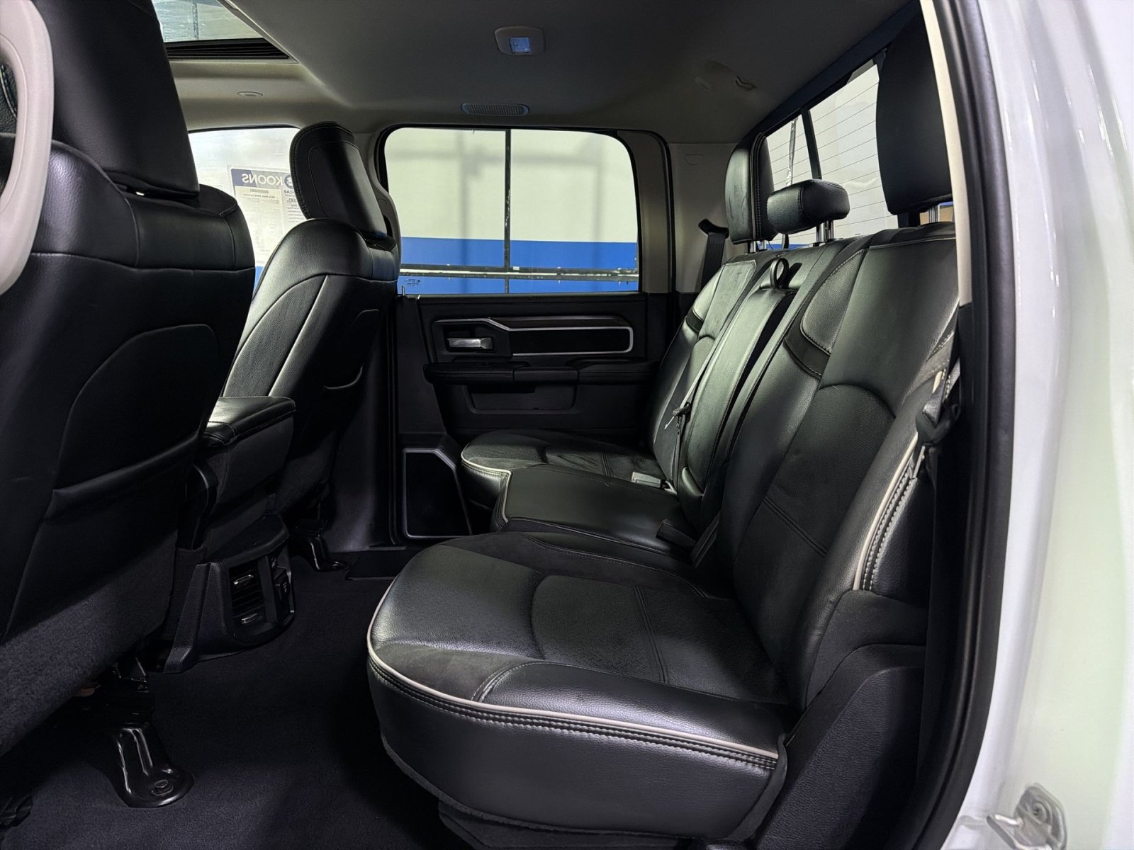 Used 2024 RAM 2500 Laramie AWD/4WD image 28