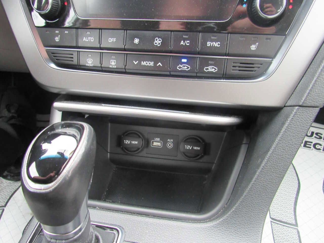 Used 2015 Hyundai Sonata Sport w/ Option Group 03 image 16