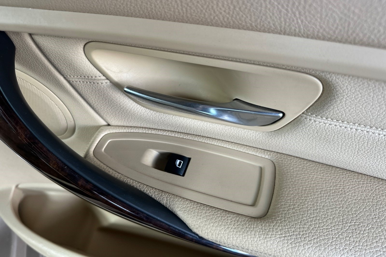 Used 2015 BMW 328i Sedan RWD image 21