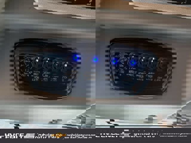 Used 2022 GMC Savana 2500 Extended w/ Enhanced Convenience Package image 25