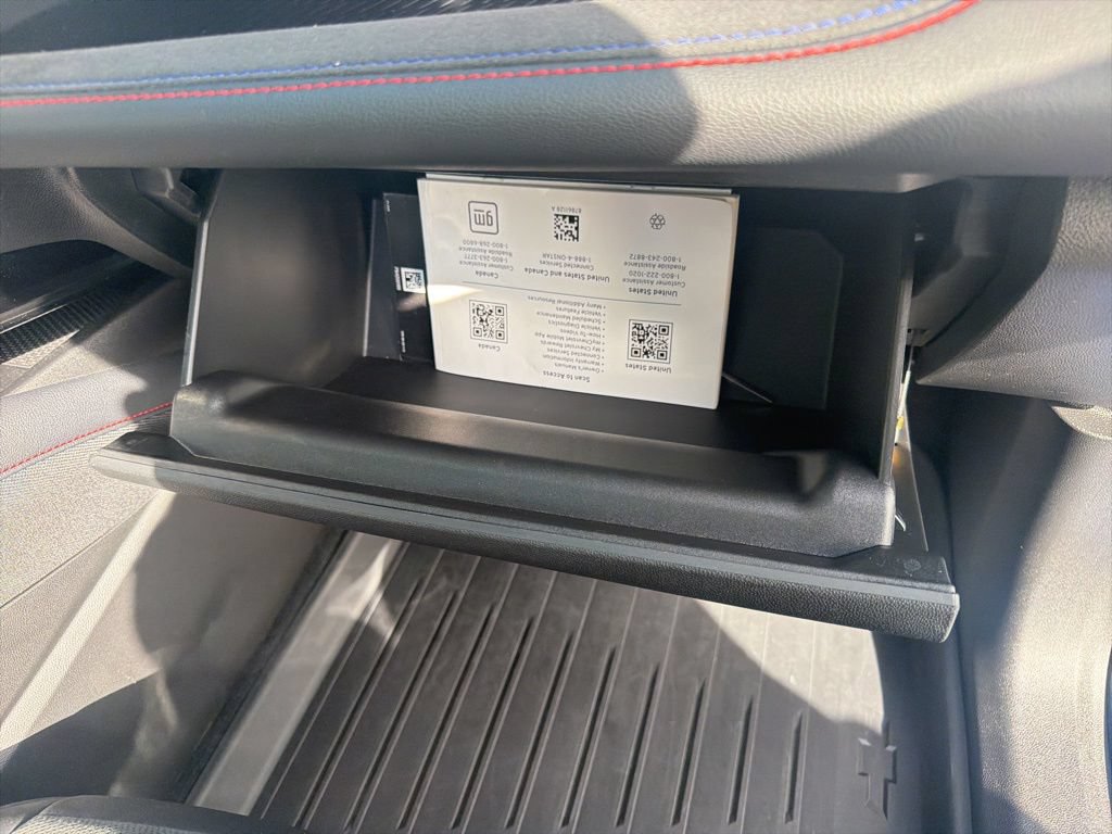 Used 2025 Chevrolet Blazer EV RS FWD image 39