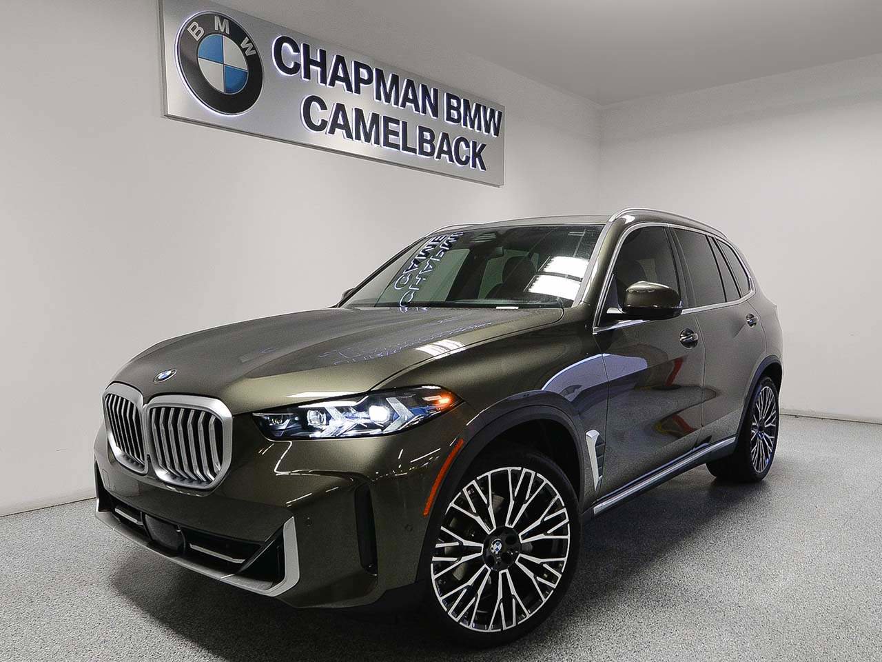 Used 2026 BMW X5 sDrive40i image 1