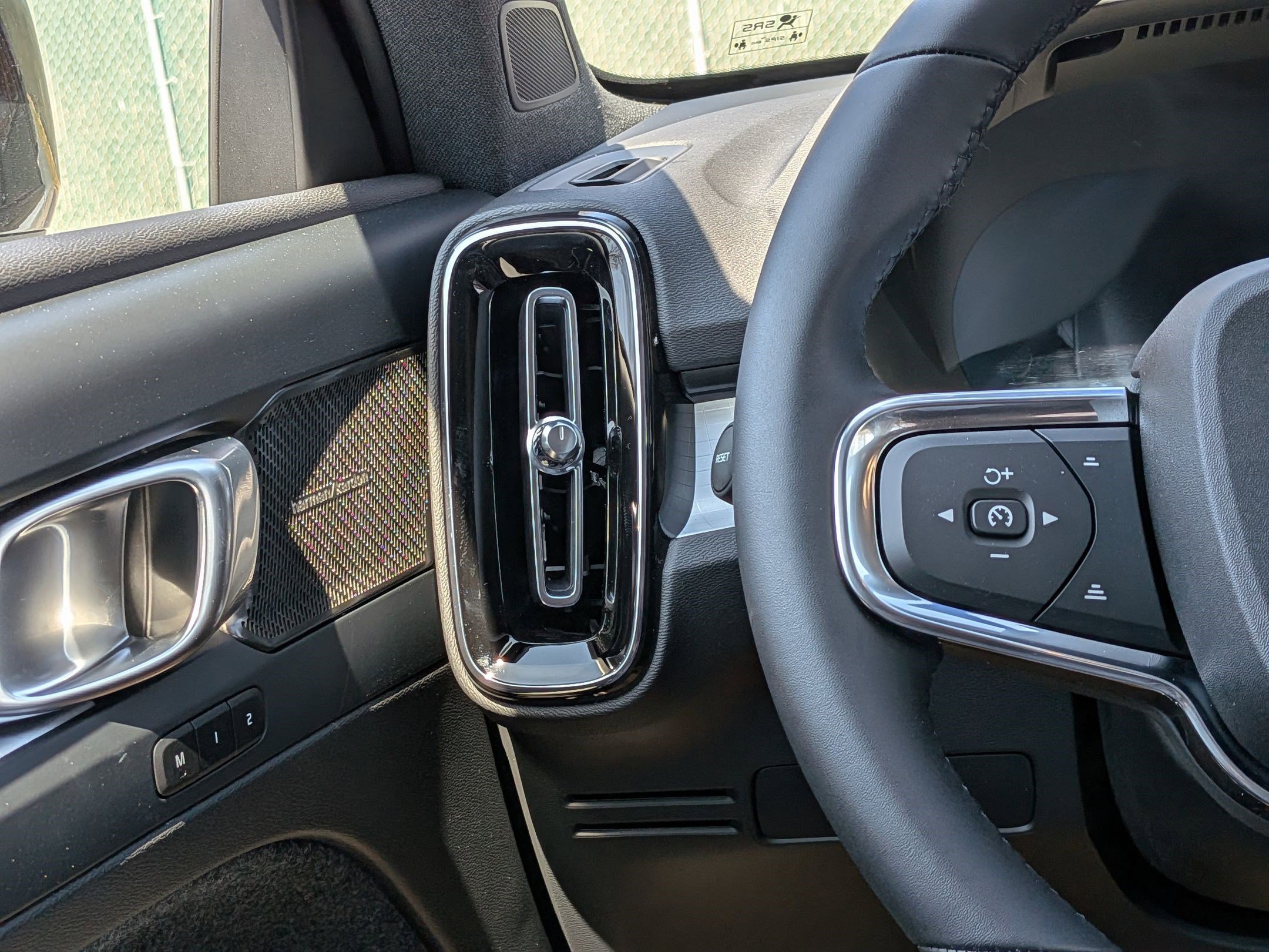 New 2026 Volvo XC40 B5 Ultra w/ Climate Package image 17