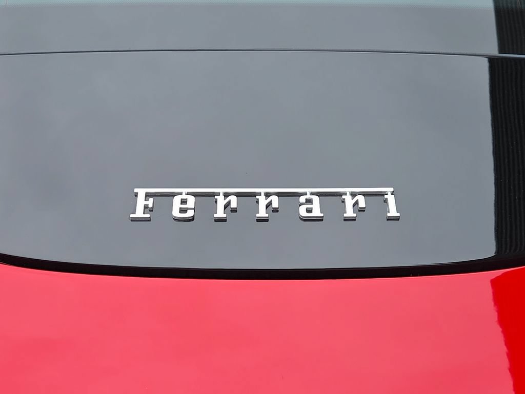 Used 2024 Ferrari Roma RWD image 25