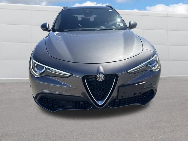 Used 2022 Alfa Romeo Stelvio Ti w/ Active Assist Plus Package AWD/4WD image 15