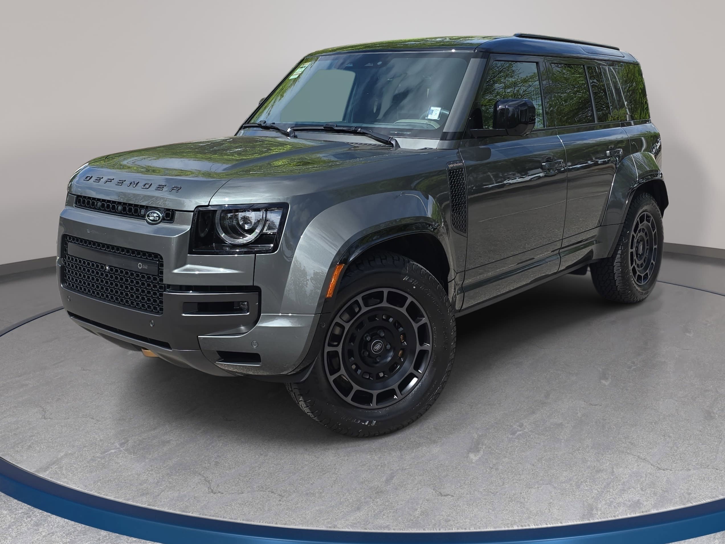 Certified 2025 Land Rover Defender 110 video 1