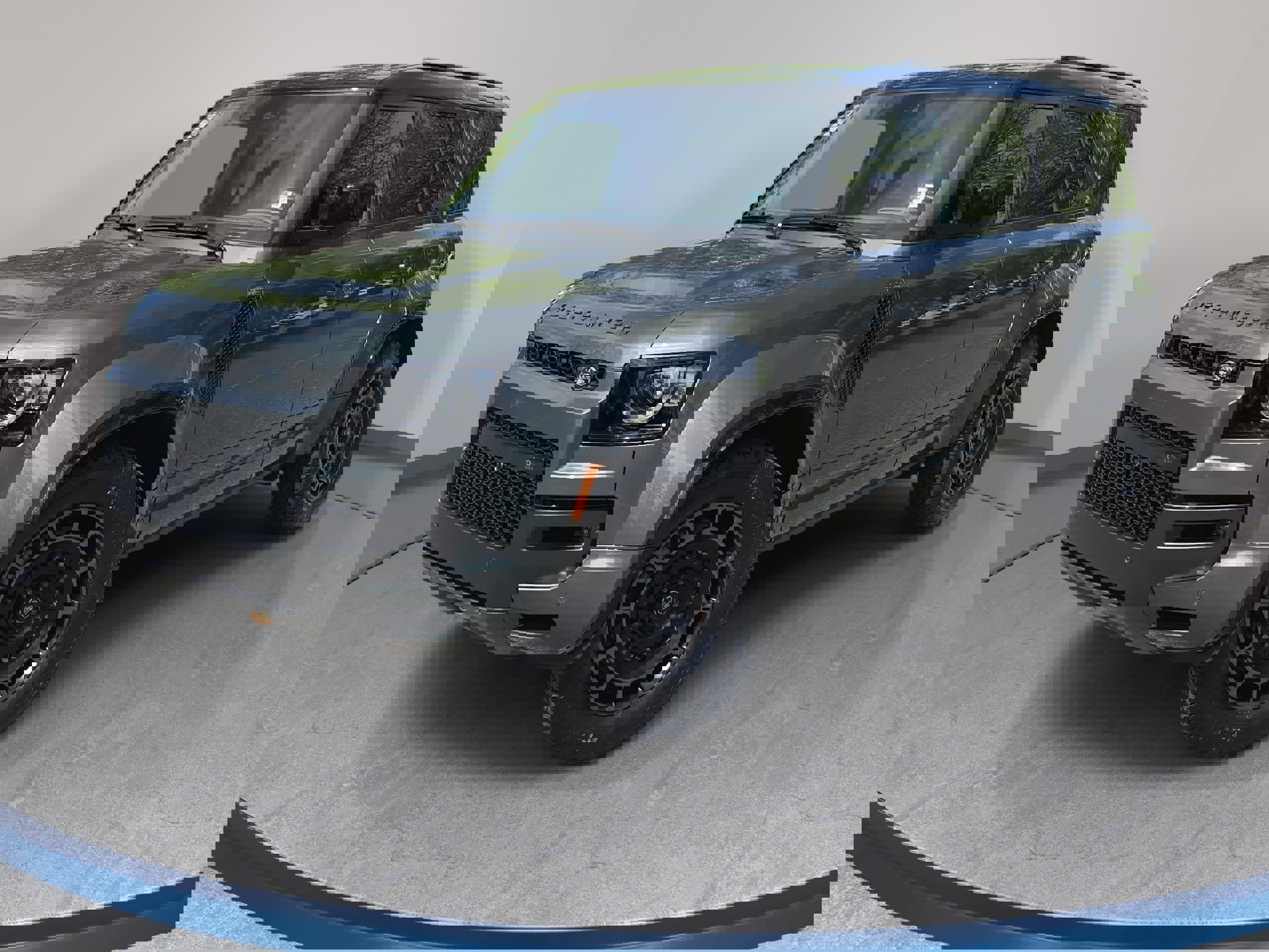 Certified 2025 Land Rover Defender 110 image 1