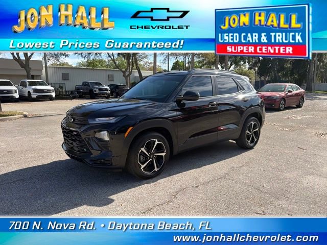 Used 2023 Chevrolet TrailBlazer RS w/ Convenience Package image 2