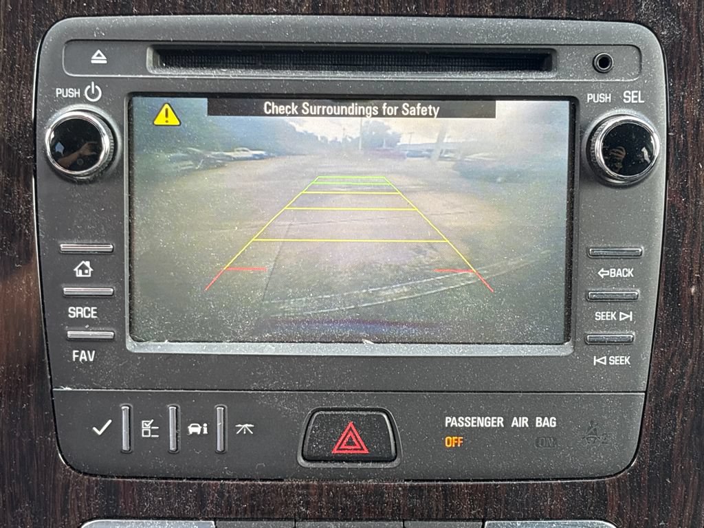 Used 2015 Chevrolet Traverse LT FWD image 24