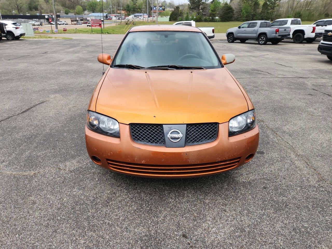 Used 2006 Nissan Sentra SE-R Spec V FWD image 3