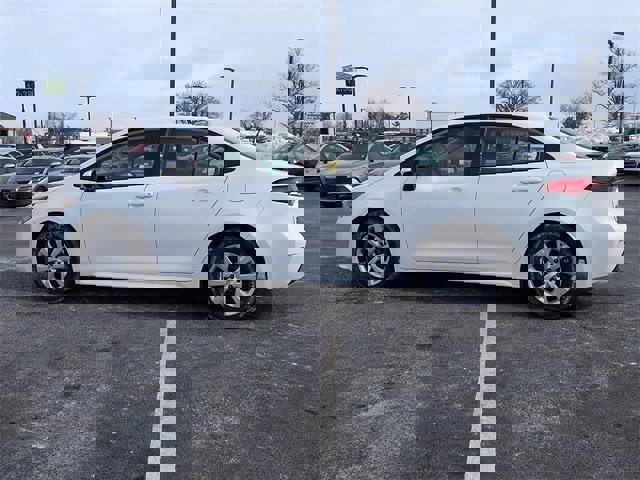 Certified 2025 Toyota Corolla LE image 4